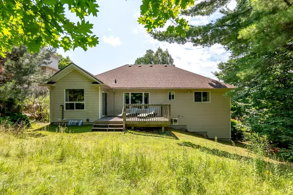 Huntsville, ON P1H 2M5,28 KIRBYS WAY