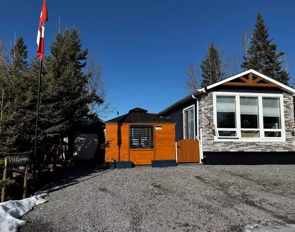 10032 township 422 #104B,  Rural Ponoka County,  AB T4J 1V9