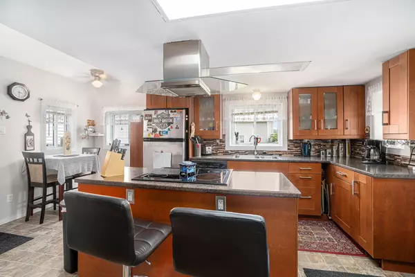 Russell, ON K0A 1W0,1215 STE-MARIE RD