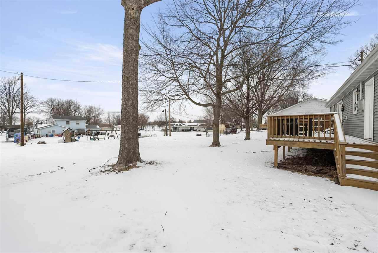Winfield, IA 52659,103 N Bashford St