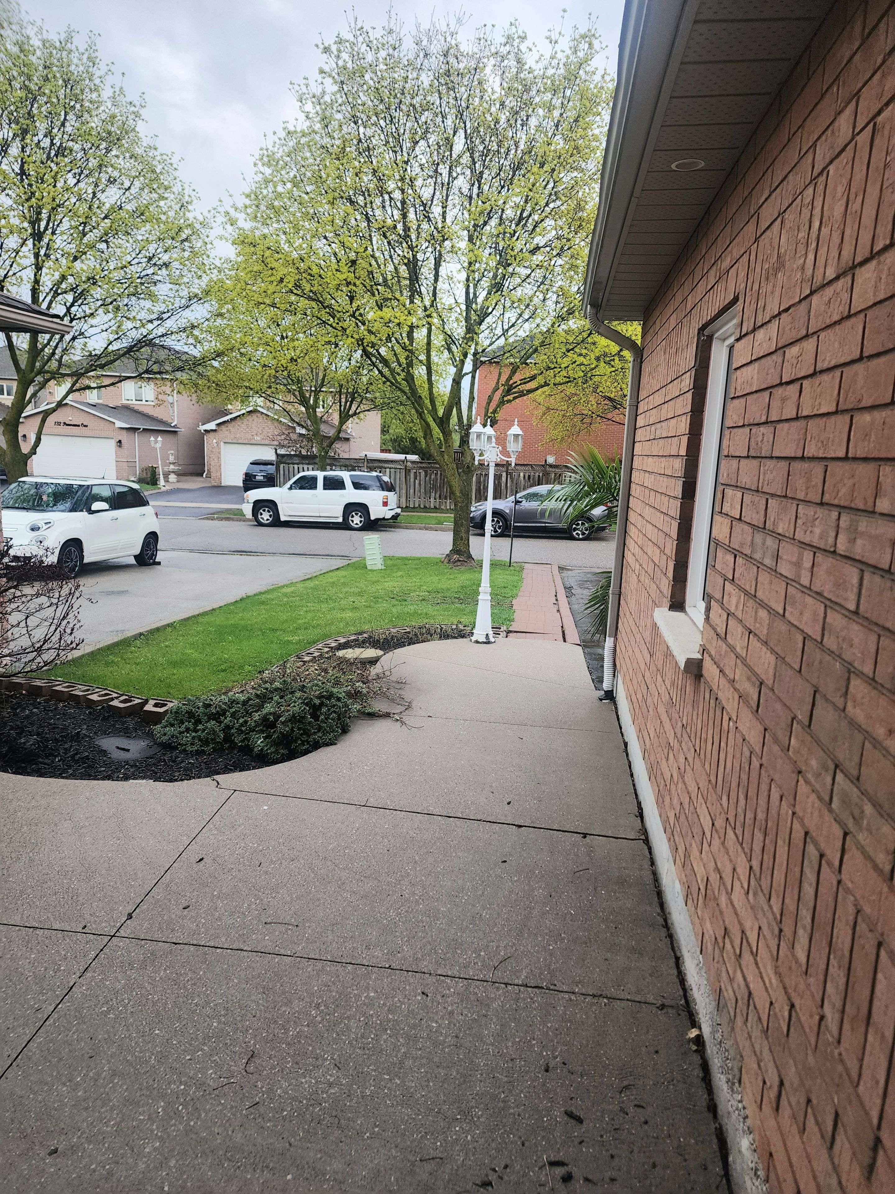 Vaughan, ON L4H 1J9,141 Panorama CRES