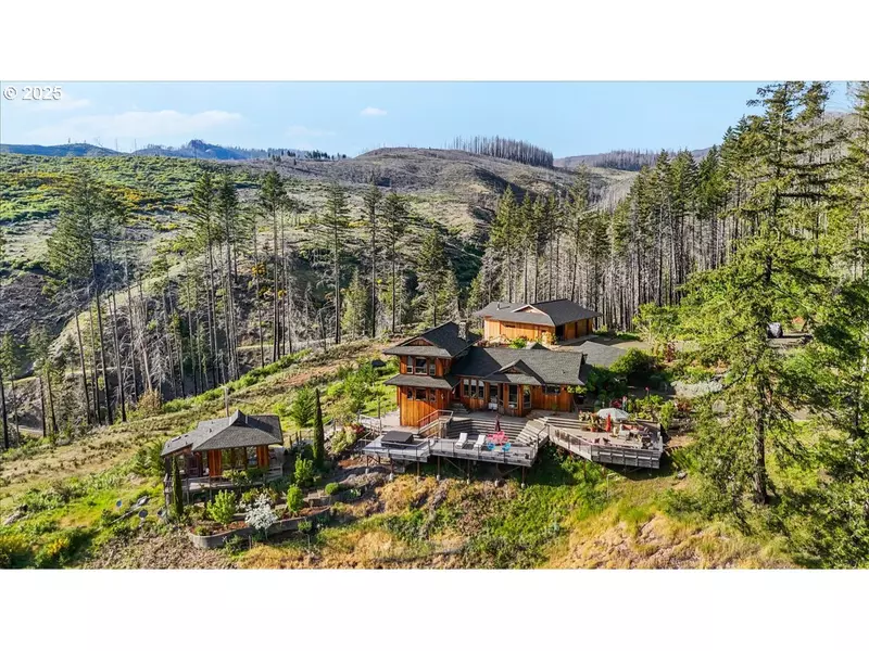 29836 NORTH UMPQUA HWY, Idleyld Park, OR 97447