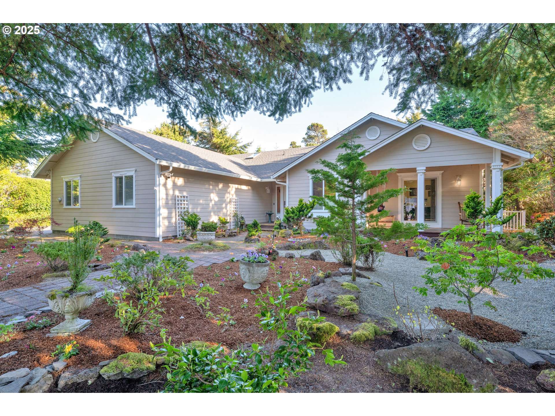 Florence, OR 97439,87876 LIMPIT LN