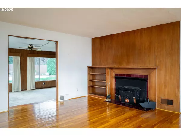 Milwaukie, OR 97267,15708 SE FRANCIS AVE