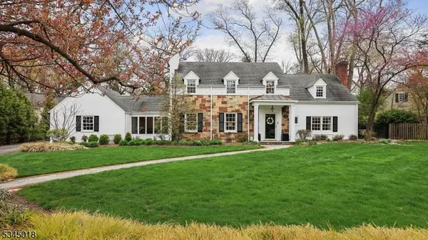 Westfield Town, NJ 07090,18 Bennett Pl