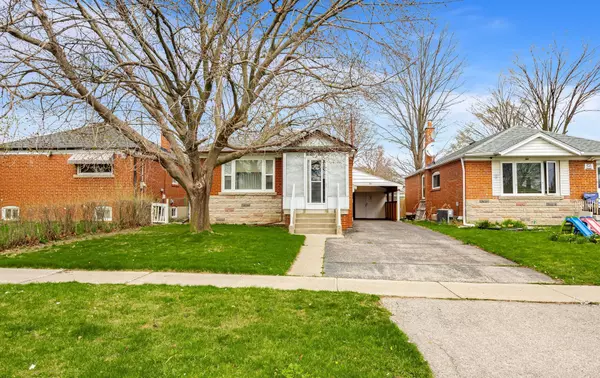 Toronto E04, ON M1P 1M3,54 Exford DR