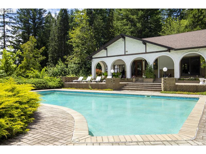57255 N Bank RD, Mc Kenzie Bridge, OR 97413