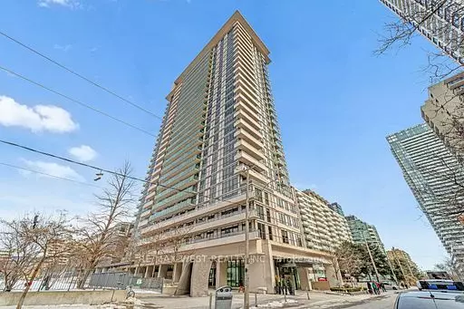 Toronto C10, ON M4P 1R2,70 Roehampton AVE #1122