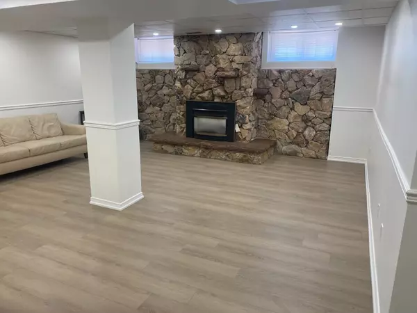 Toronto C07, ON M2R 2J4,8 Dallas RD #Basement