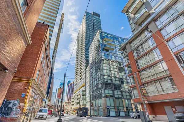 8 Charlotte ST #602, Toronto C01, ON M5V 0K4
