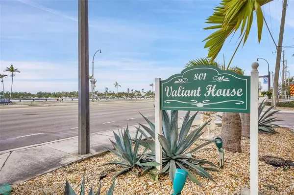 Hollywood, FL 33019,801 S OCEAN DR #1002