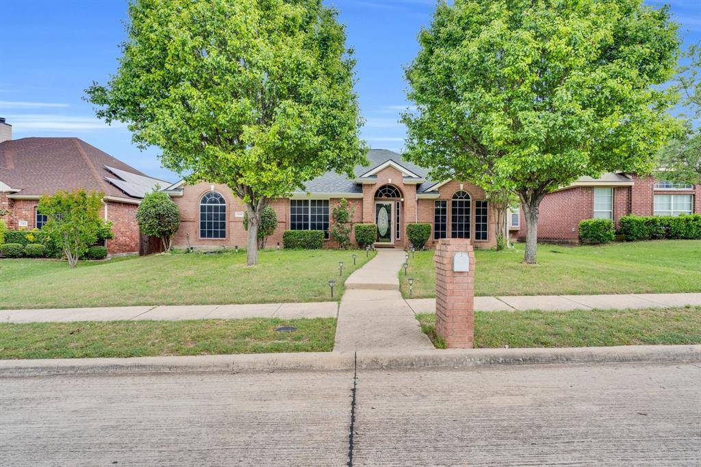 Cedar Hill, TX 75104,1136 Essex Drive