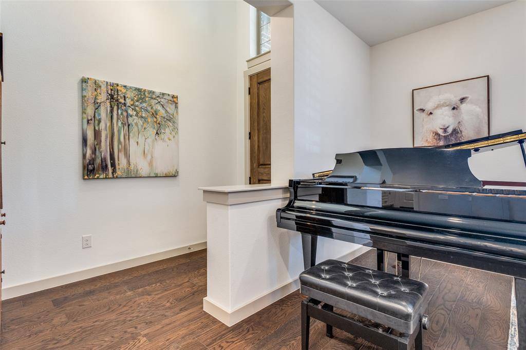 Flower Mound, TX 75028,1221 Casselberry Drive