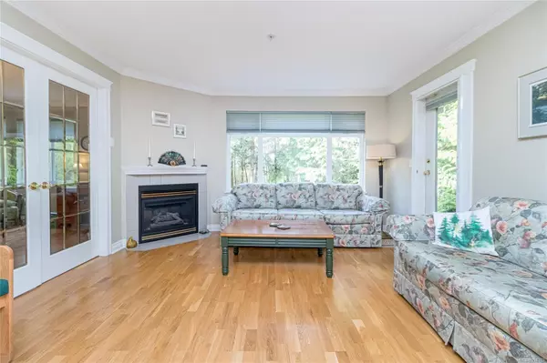 Mill Bay, BC V8H 1K9,2777 Barry Rd #101