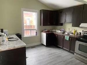 Brampton, ON L6W 1Z3,66 John ST