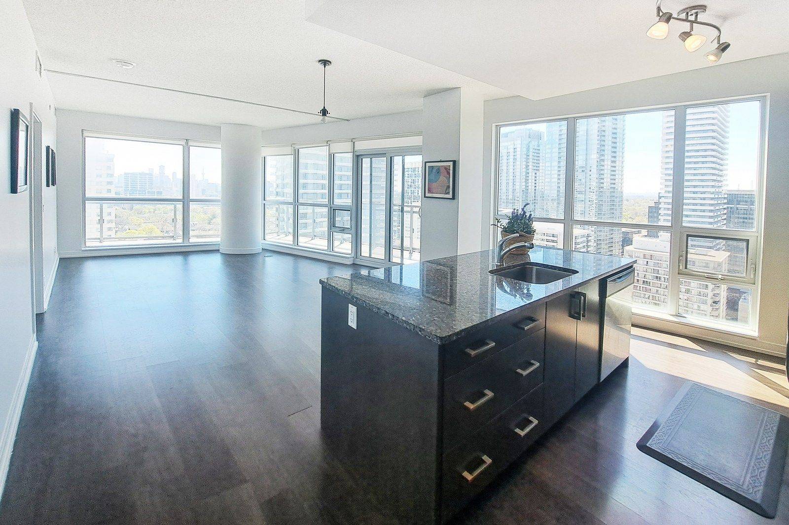 89 Dunfield AVE #2010, Toronto C10, ON M4S 0A4