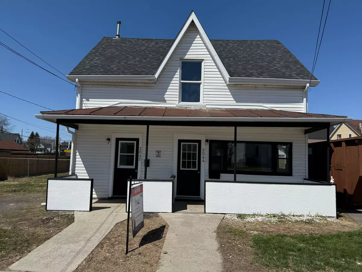 Edwardsburgh/cardinal, ON K0E 1E0,2042-44 Dundas ST