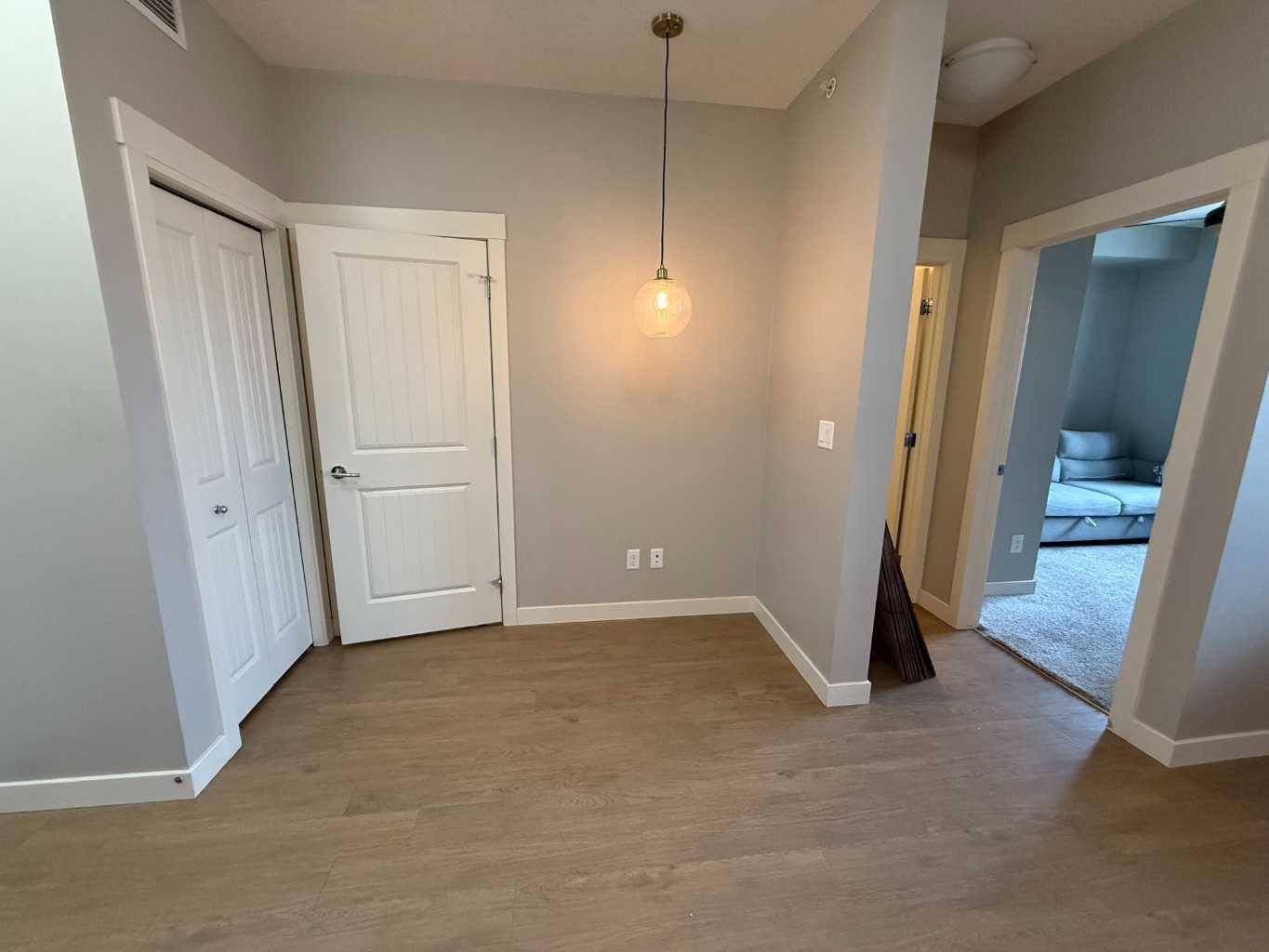 Calgary, AB T3M2L7,522 Cranford DR SE #3406