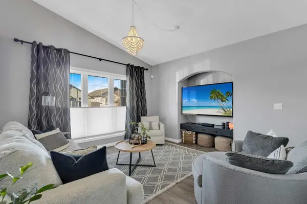 Red Deer, AB T4R 0G7,11 Visser ST