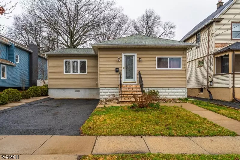 149 E 7Th Ave, Roselle Boro, NJ 07203
