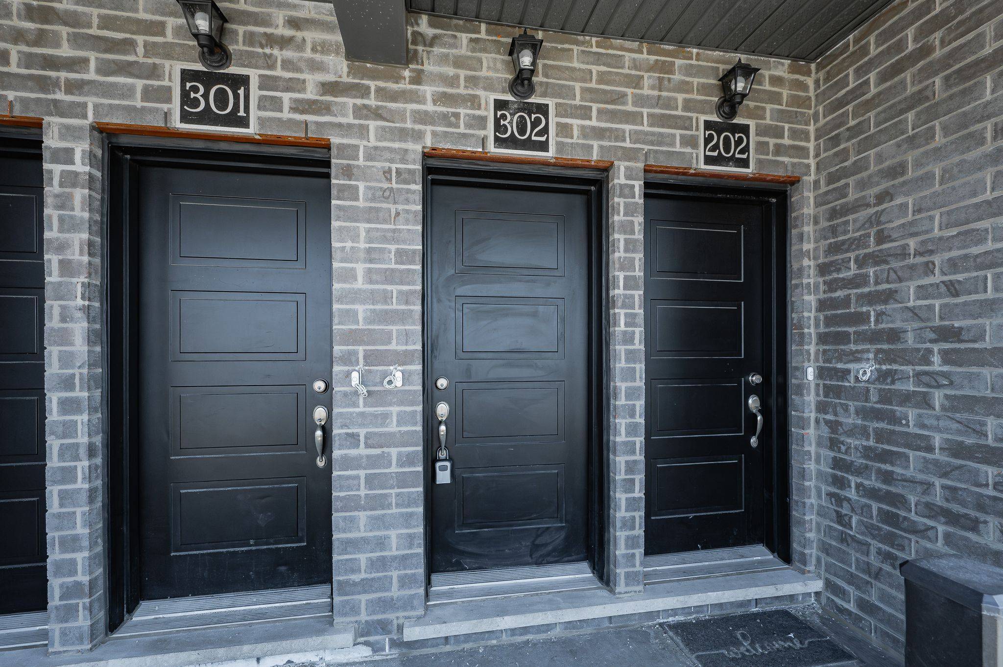 Cambridge, ON N1R 5S4,721 Franklin BLVD #302