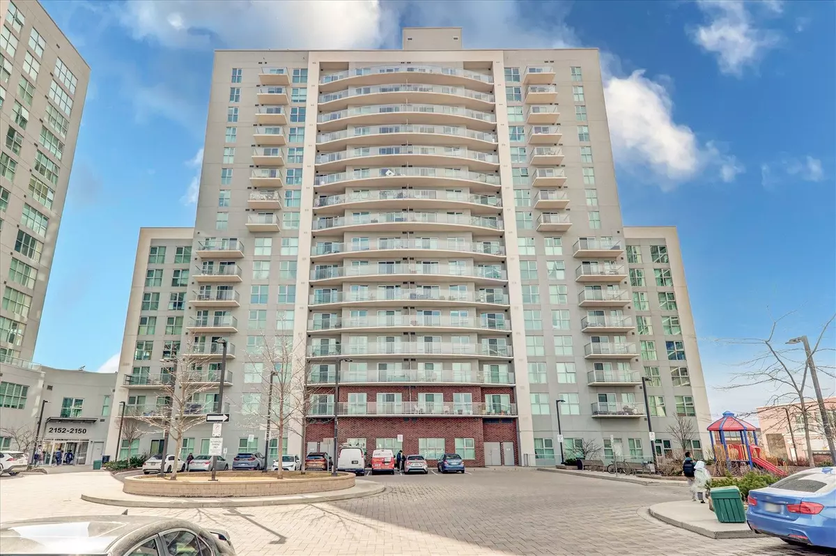 Toronto E04, ON M1R 3A7,2150 Lawrence AVE E #502