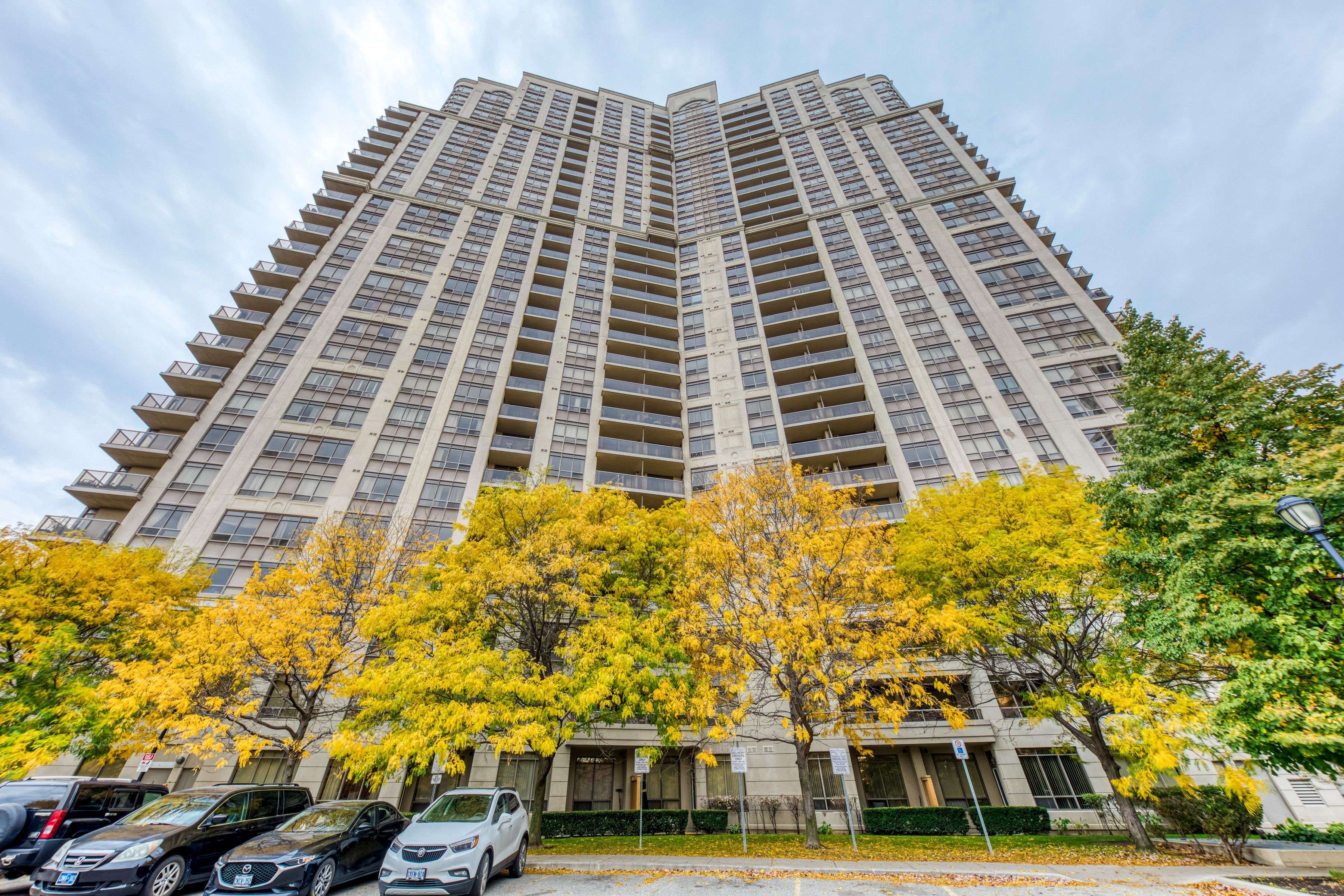 710 HUMBERVIEW BLVD #2002, Toronto W10, ON M3L 3W3