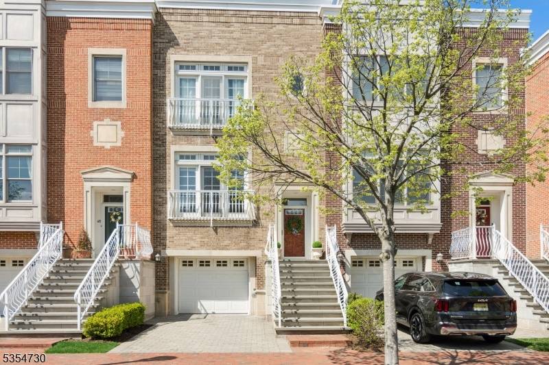 50 Constitution Way, Jersey City, NJ 07305