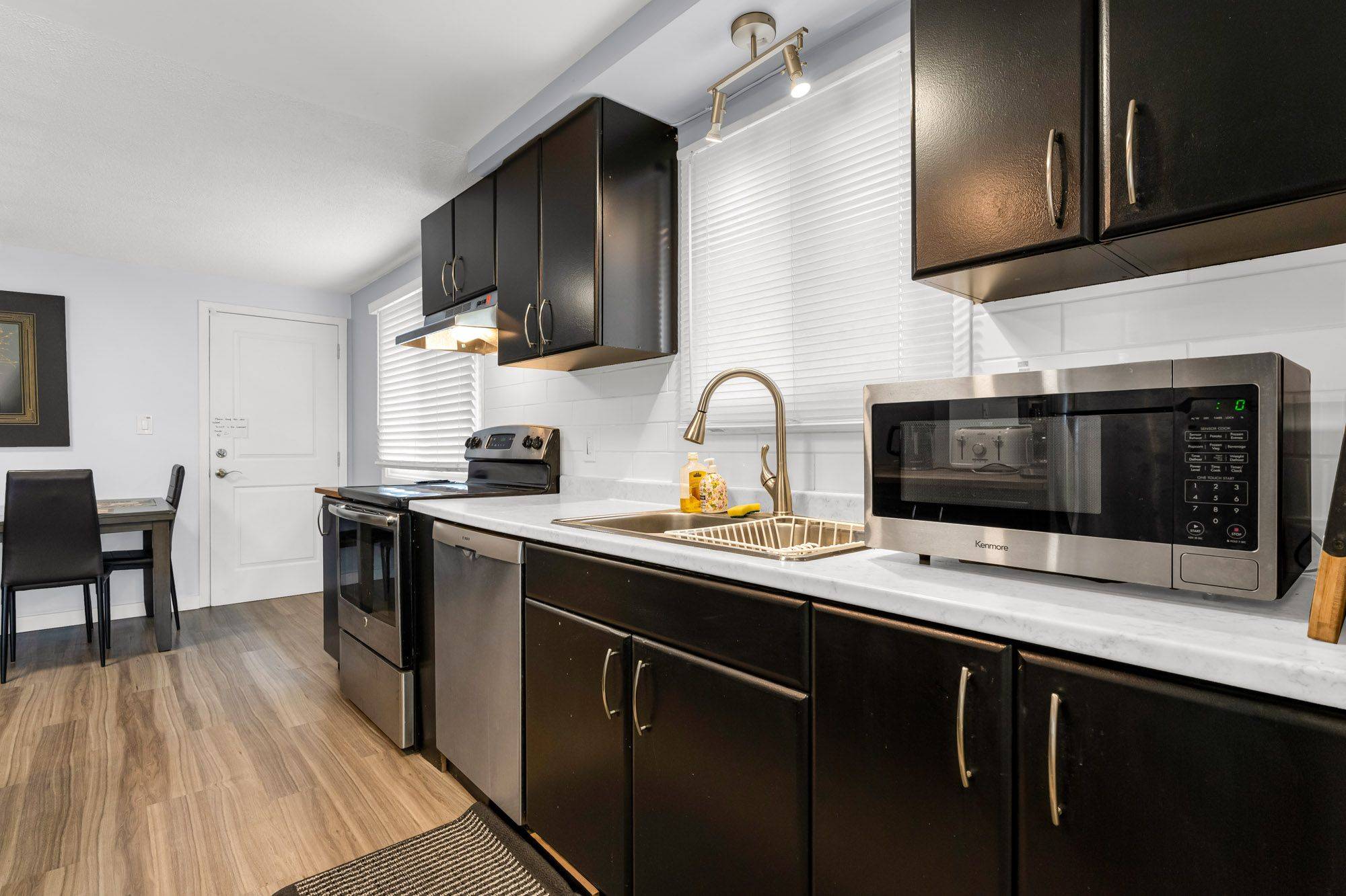 3 Commerford ST #Main, Thorold, ON L2V 4P5
