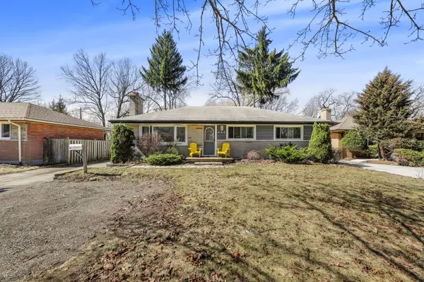 London South, ON N5Z 3A8,442 Scenic DR