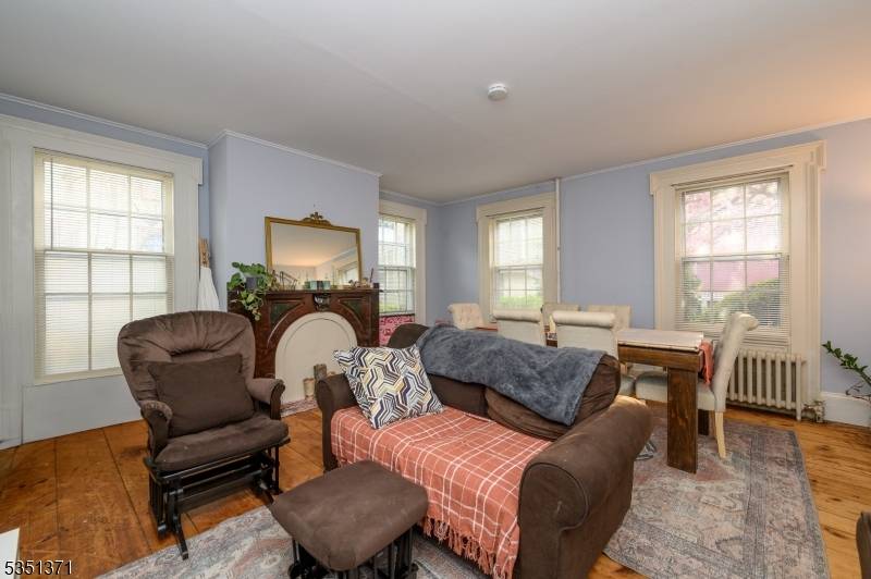 Flemington Boro, NJ 08822,128 Main St