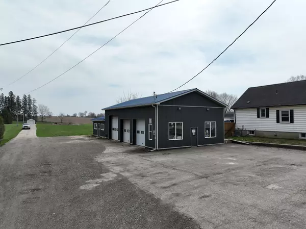 Mapleton, ON N0G 2K0,20 McGivern ST