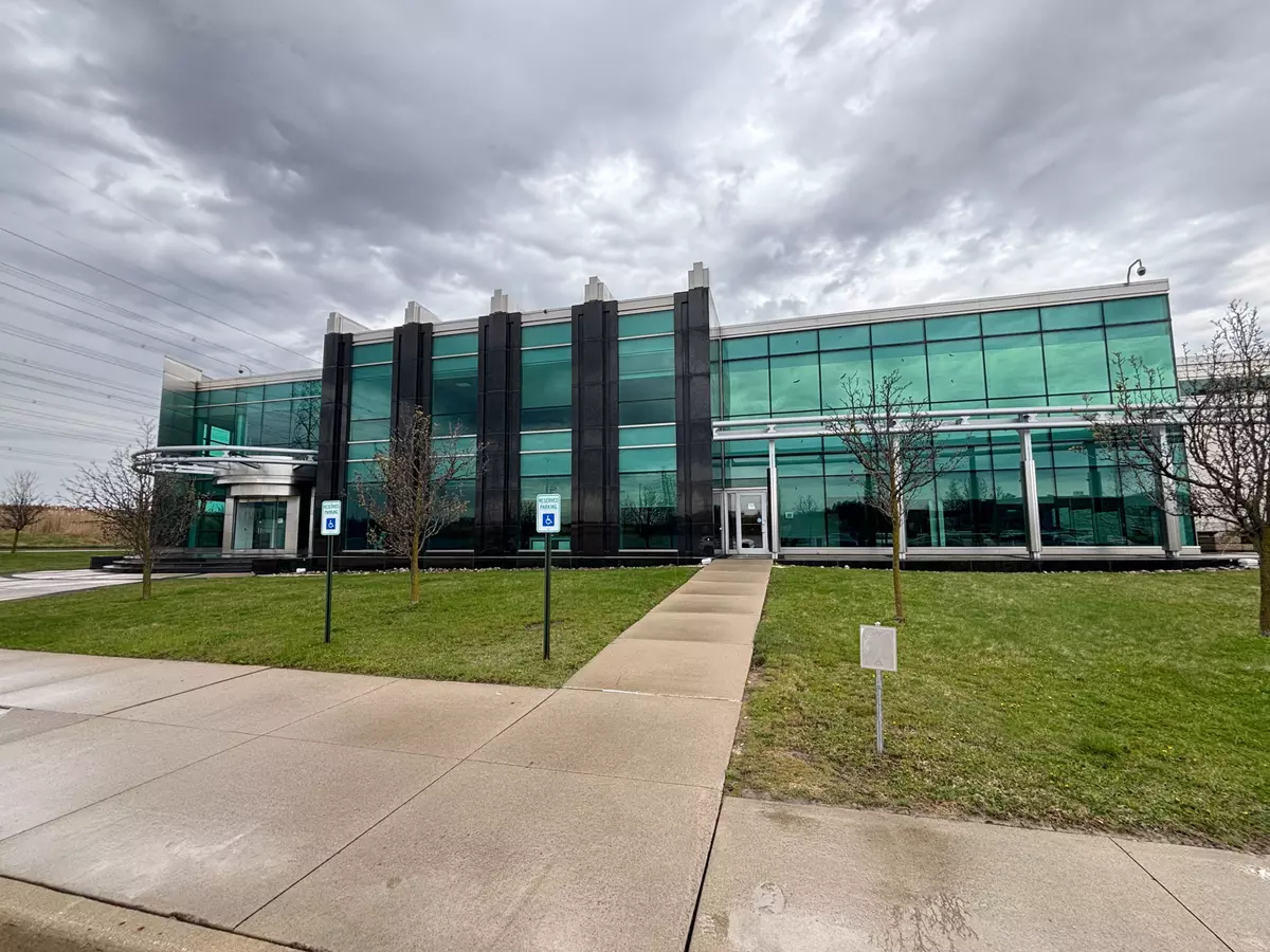 Vaughan, ON L4K 5W1,210 Great Gulf DR