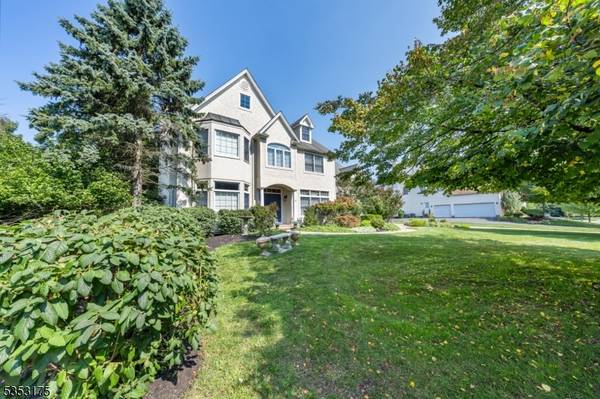 5 Jagger Ct, West Orange Twp., NJ 07052