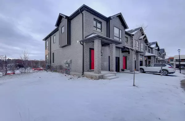 London North, ON N5X 0N5,1820 Canvas WAY #98