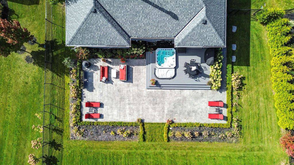 Innisfil, ON L9S 0K9,327 Sunnybrae AVE