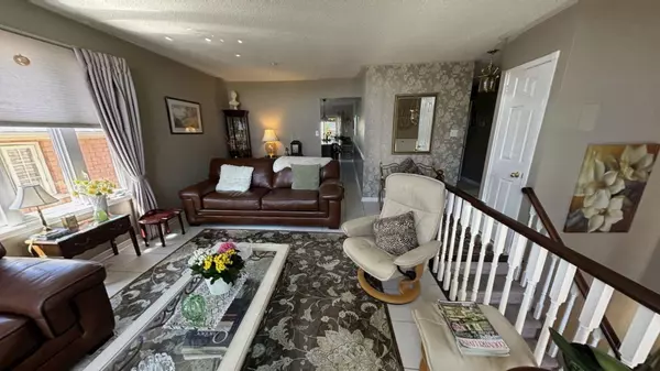 Cobourg, ON K9A 5W3,284 Rockingham CT