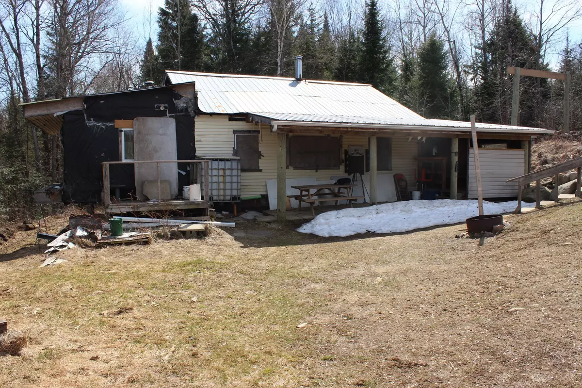 North Kawartha, ON K0L 1J0,2828 Fire Route 72 Route