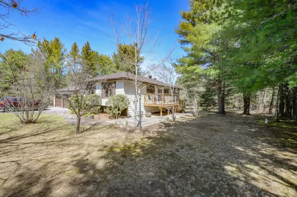 Hastings Highlands, ON K0L 1C0,30 John ST