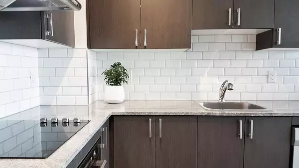 Toronto C15, ON M2J 0C9,50 Ann O'Reilly RD #1910