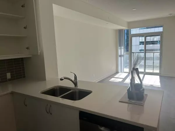 Toronto C14, ON M2N 0L8,4955 Yonge ST #2212