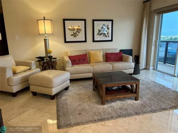 Fort Lauderdale, FL 33308,5100 Dupont Blvd #6N