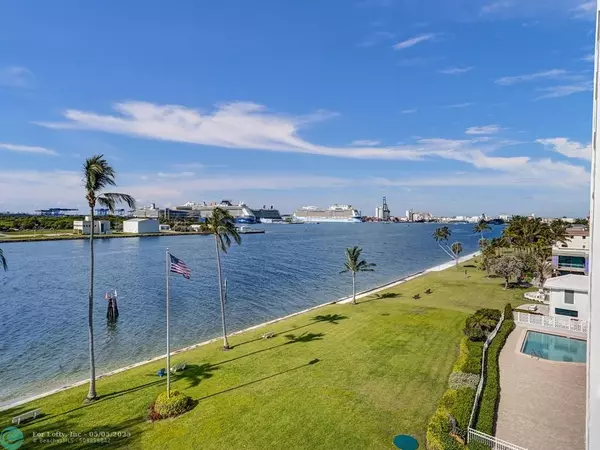 Fort Lauderdale, FL 33316,2100 S Ocean Dr #5L