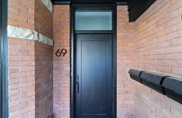 Toronto C01, ON M5S 2L8,69 Brunswick AVE #3