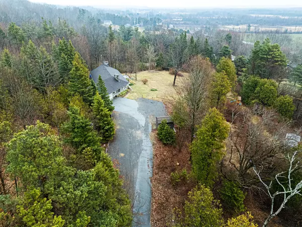 Brighton, ON K0K 1H0,41 Hillview RD