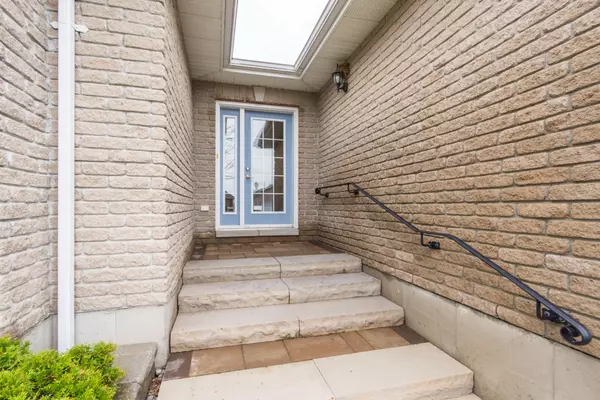Prince Edward County, ON K0K 3L0,24 ALETHA DR