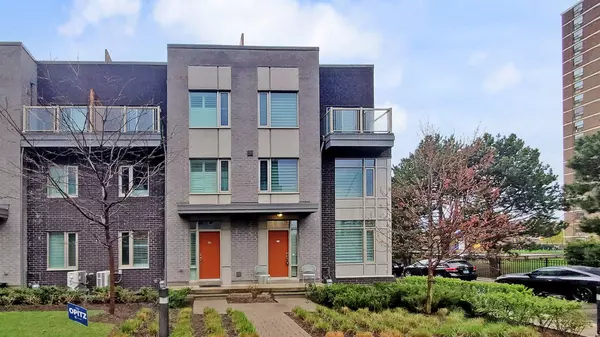 Toronto W08, ON M9C 0C1,18 Applewood LN #25