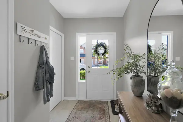 Barrhaven, ON K2J 4Z8,26 Calaveras AVE