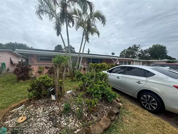 6600 NW 25th Ct, Sunrise, FL 33313