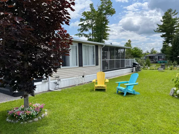 Wasaga Beach, ON L9Z 1X7,15 Kenora TRL